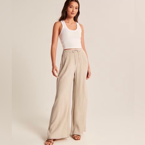 Abercrombie & Fitch Pants - Abercrombie and Fitch‎ Crinkle Wide Leg pants Size Medium